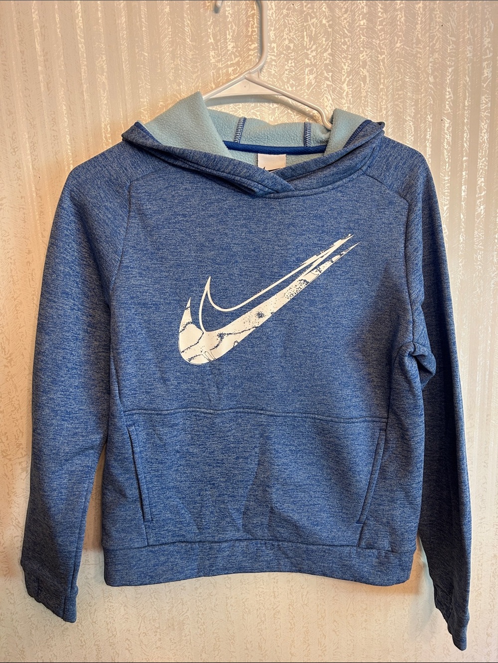 2 Blue Nike kids Hoodie Bundle
One to show and one to grow!! 2!!
1 YLg/ 1YXL